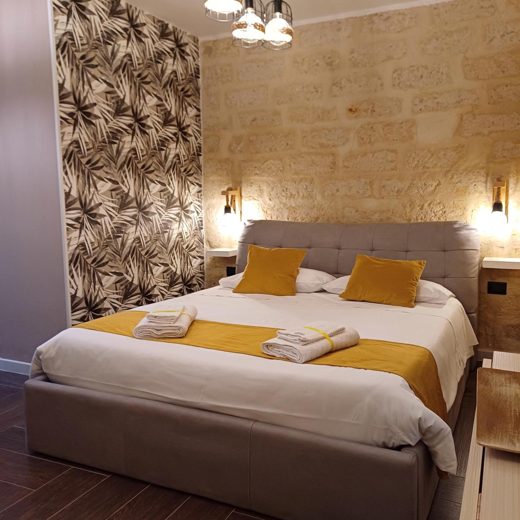 Elegance Room 05 Бари Экстерьер фото