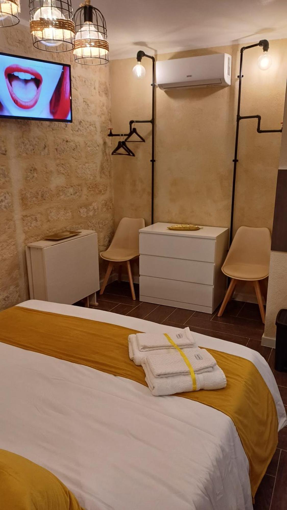 Elegance Room 05 Бари Экстерьер фото